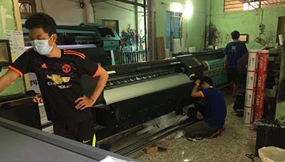 Máy in hiflex đòi hỏi nhân viên phải có kinh nghiệm về in ấn và vận hành