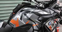In decal dán xe máy, dán xe ô tô đẹp